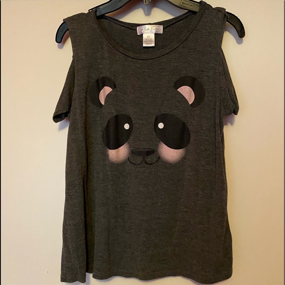 White Fawn cold shoulder shirt size XL